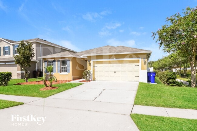 Photo - 2000 Remembrance Ave