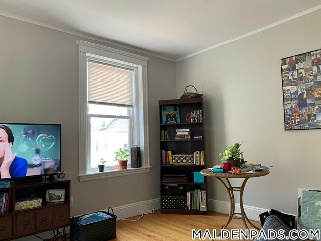 Photo - 170 Maple St Unit 209