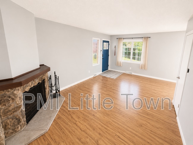 Photo - 7482 W Roxbury Pl