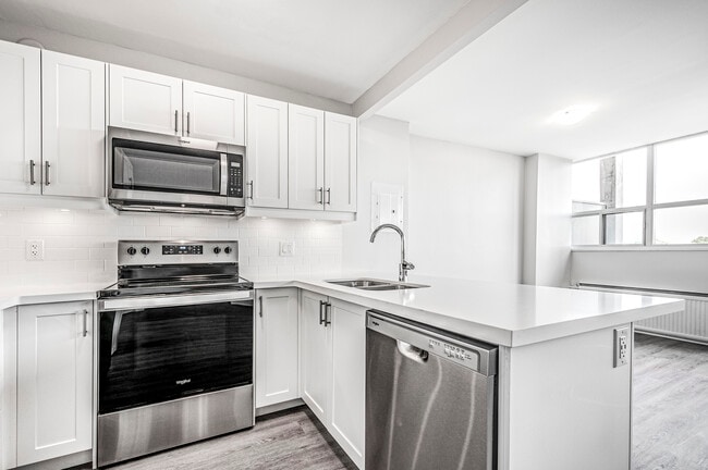 Photo - 38 Dixington Crescent