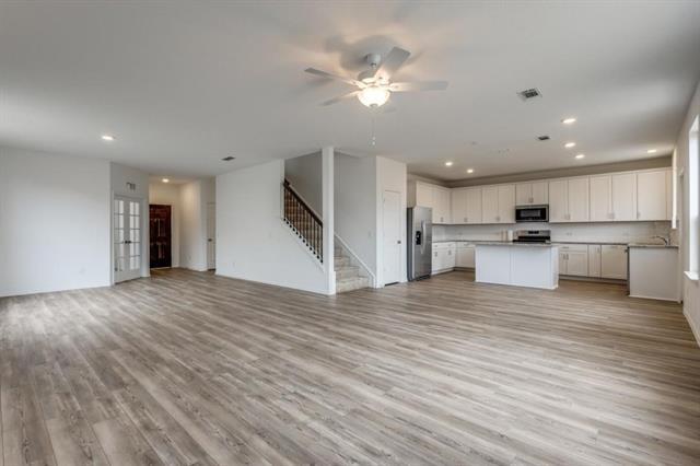 Photo - 1002 Cinnabar Wy