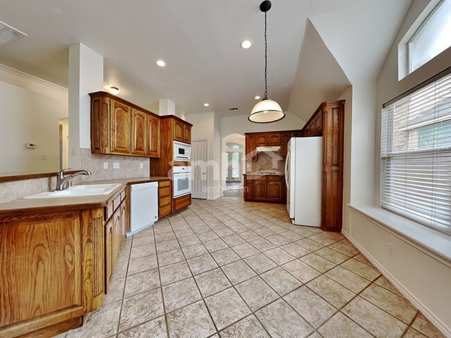 Photo - 6308 Fall River Dr