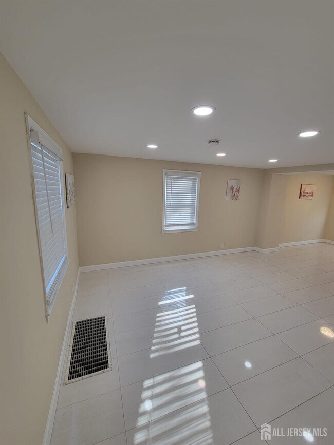 Photo - 333 Brinton Ave