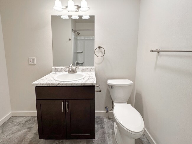 Cedarstone Bathroom - Renovated