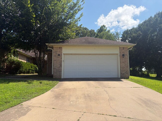 Photo - 1075 Grinnel Cir Unit A