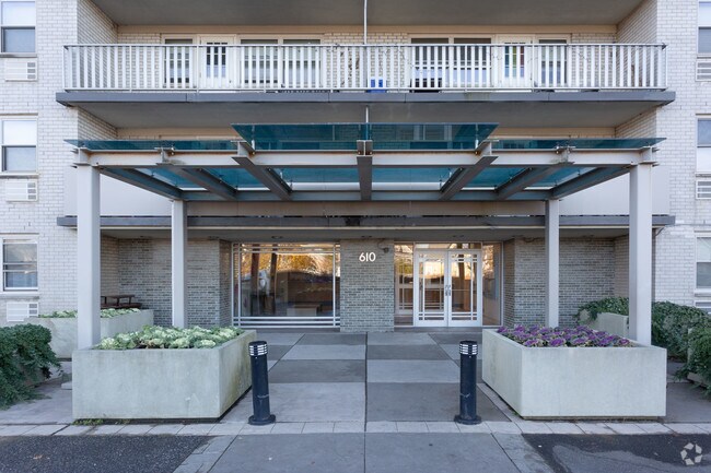 Photo - Munroe Towers