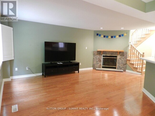 Photo - 5490 Glen Erin Dr