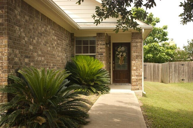 Photo - 7304 S Glenn St