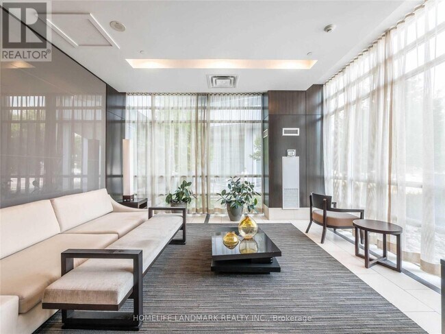 Photo - 30 Herons Hl Wy Unité 1904