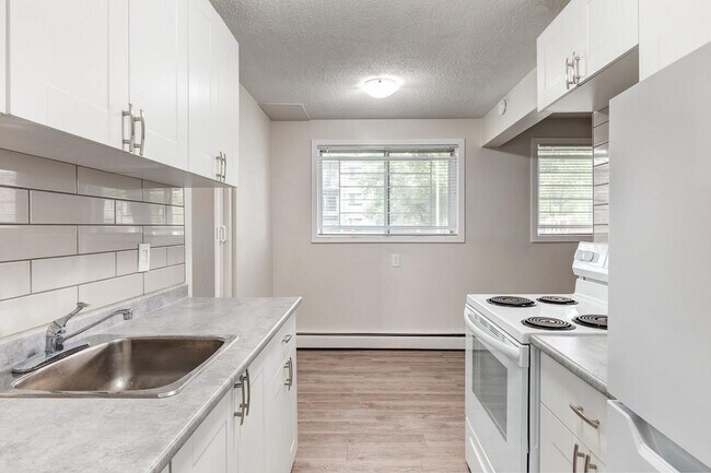 Photo - Lockwood Apartments