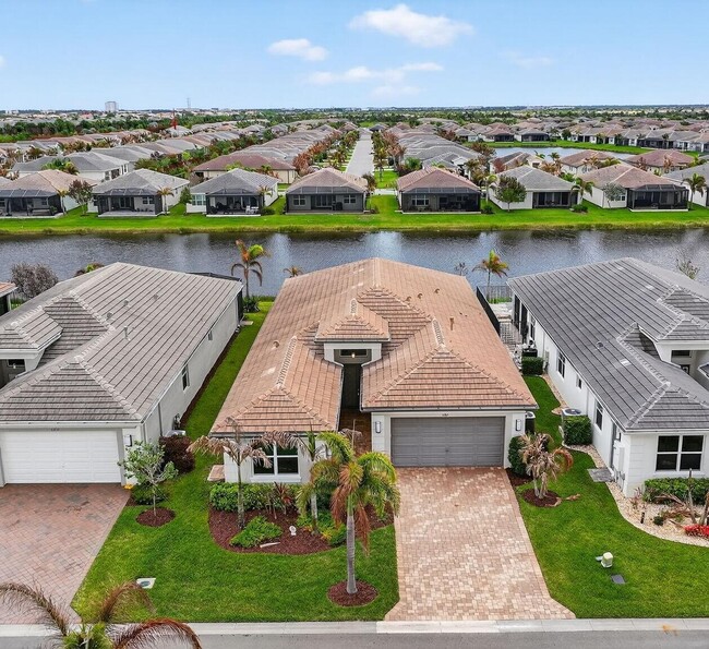 Building Photo - 11765 SW Poseidon Way