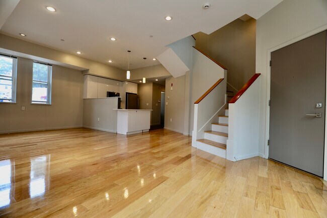 Photo - 53 Glenville Ave