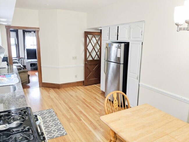 Photo - 7 Justin Rd Unit 1