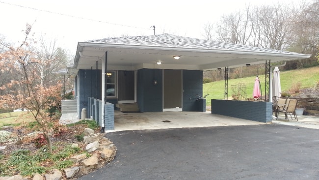 Photo - 179 Briggs Ave