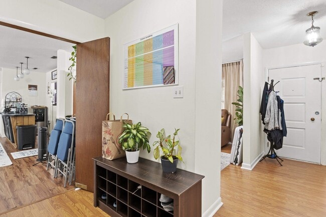 Photo - 204 Ruby Hubbard Way