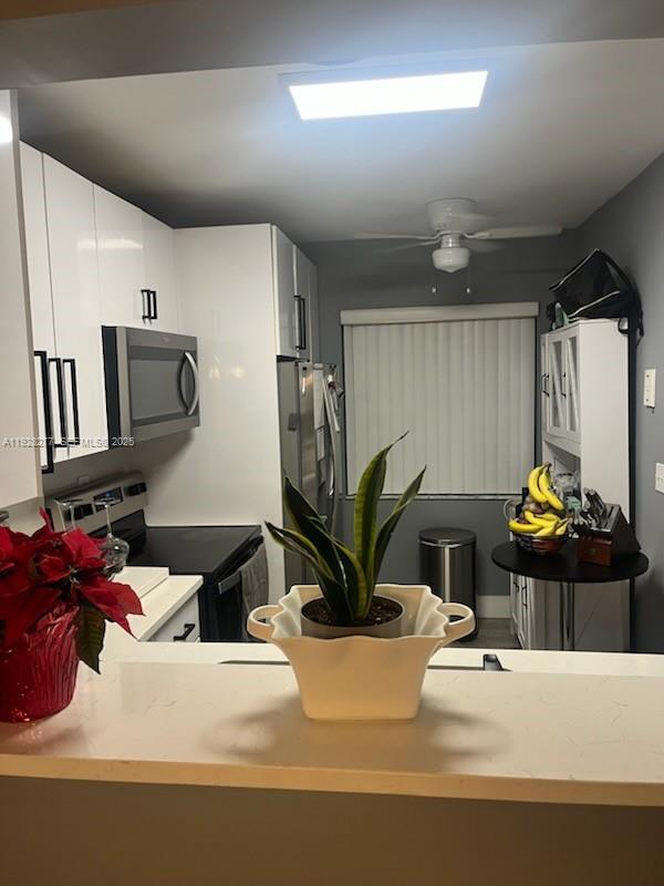 Building Photo - 7980 NW 50th St Unit 201