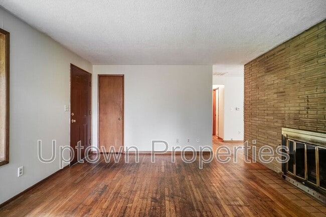 Photo - 9370 SW Killarney Ln