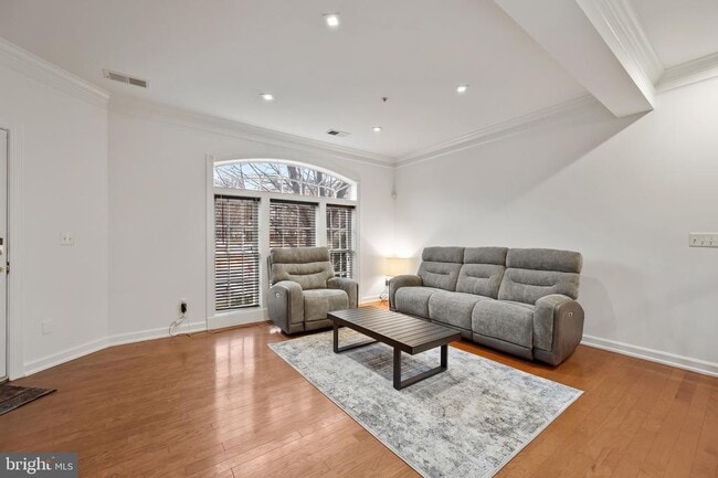 Photo - 589 Odendhal Ave