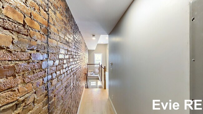 Photo - 32 Hano St Unit #3
