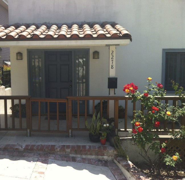 Front - 2278 Edendale Pl