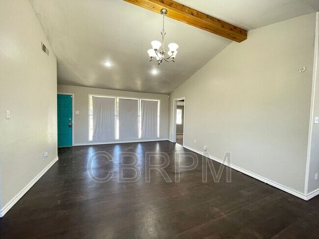 Photo - 4204 44th St