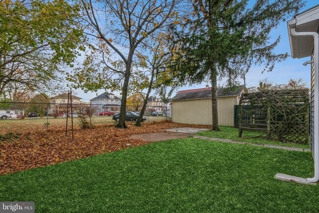 Photo - 87 Delaware Ave