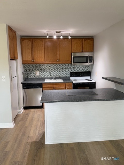 Building Photo - 239 Old Farms Rd Unit 16D