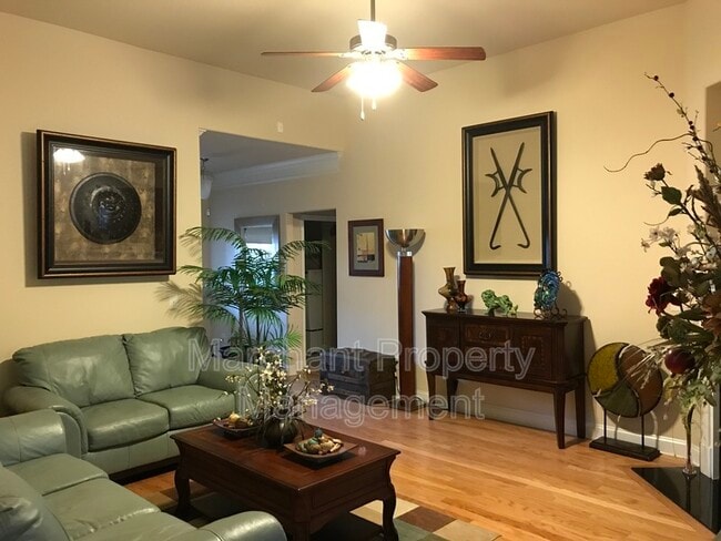 Photo - 500 Airdale Ln