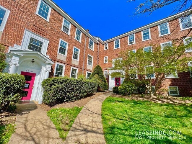 Building Photo - 3620 38th St NW Unit #D262 Rental