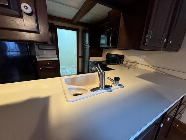 Photo - 116 W 2nd St