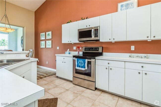 Building Photo - 27080 Lake Harbor Ct Unit 201 Rental