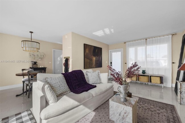 Photo - 10750 SW 43rd Ln