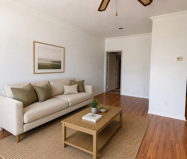 Photo - 2425 Underwood St Unit 353