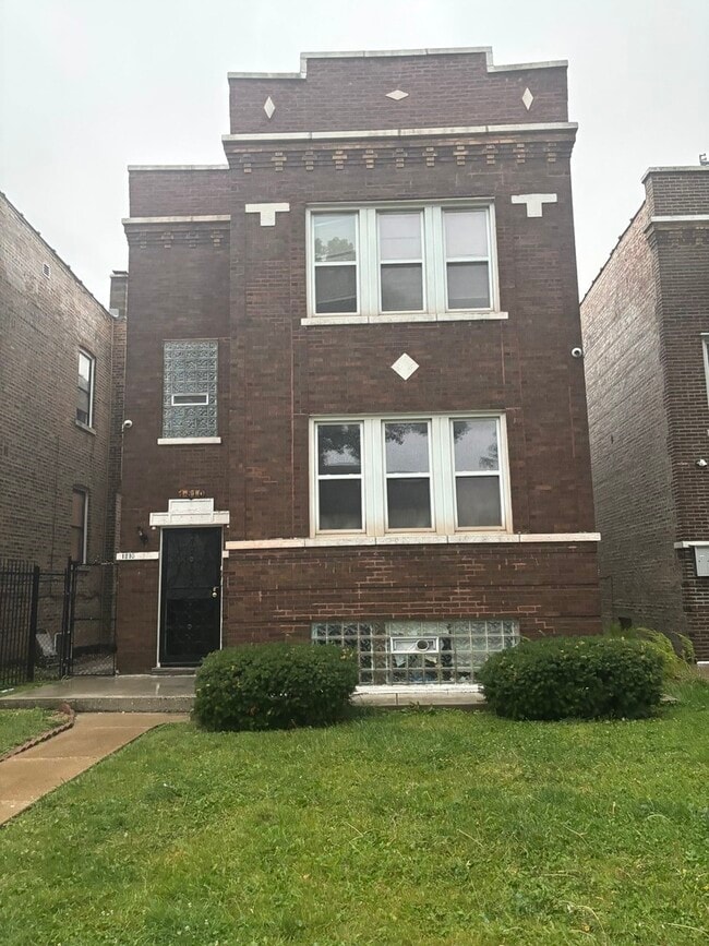 Building Photo - 1810 N Long Ave Rental