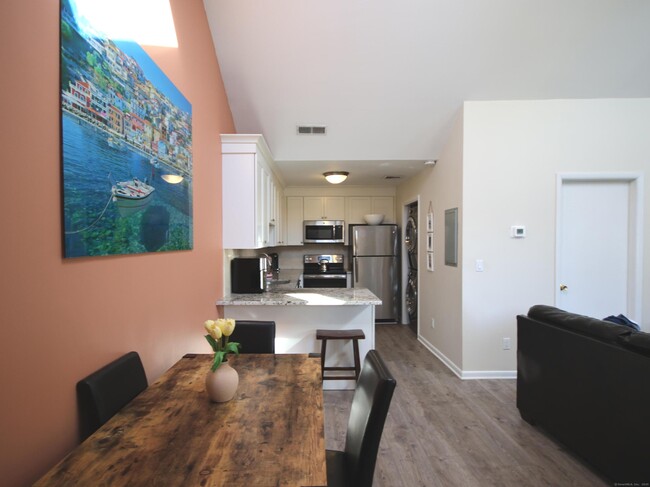 Photo - 2289 Bedford St Condo Unit D5