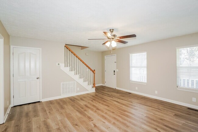 Photo - 1248 Azure Way