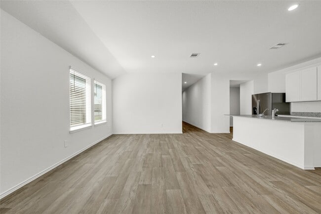 Photo - 4235 Bedwyn Bay Dr