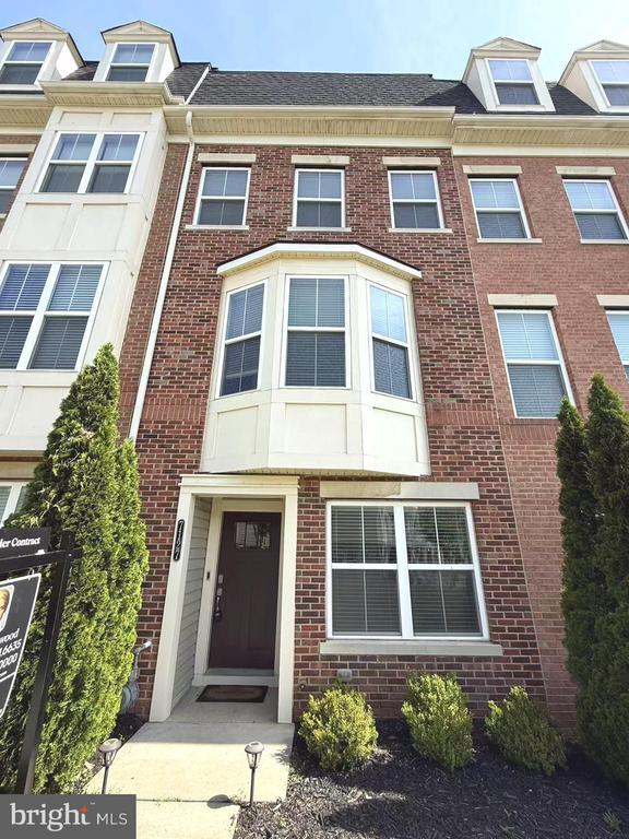 Photo - 7127 Judicial Mews Townhome
