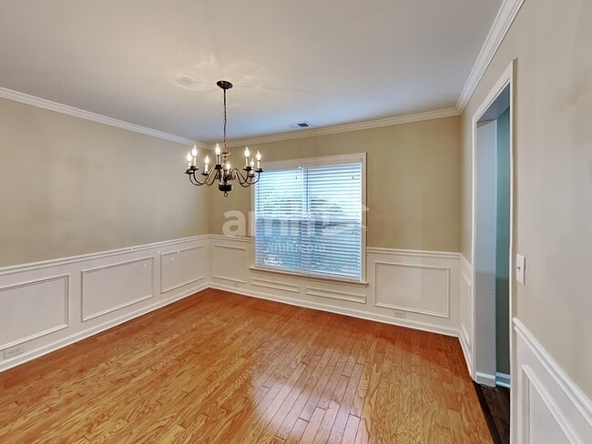 Photo - 4362 Walforde Blvd