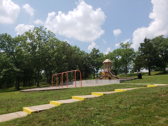 Photo - Sycamore Hills