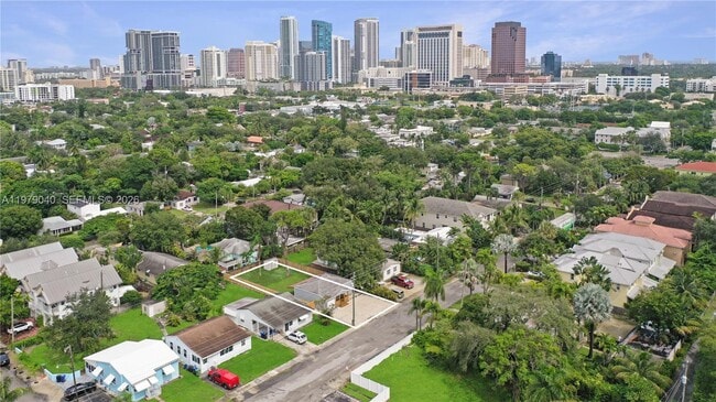 Photo - 607 SW 9th St