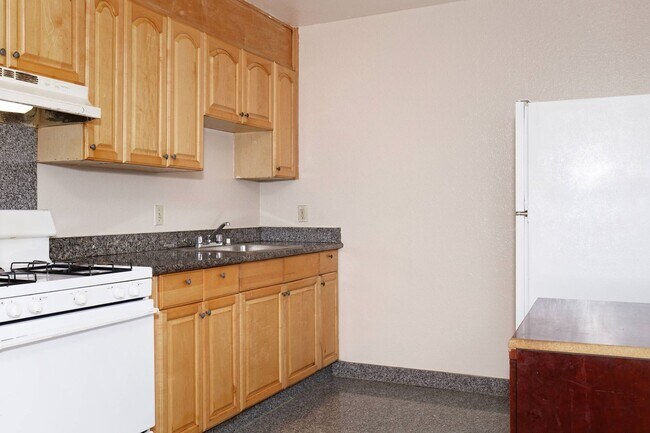 Photo - 1515- Unit 7