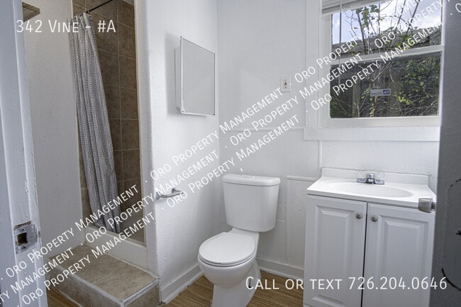 Photo - 342 Vine St Unit #A