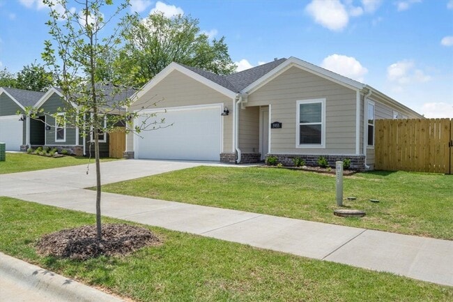 Photo - 5955 W Holdcroft Dr