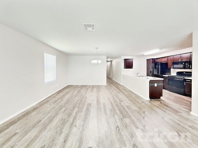 Photo - 1876 Heather Glen Dr