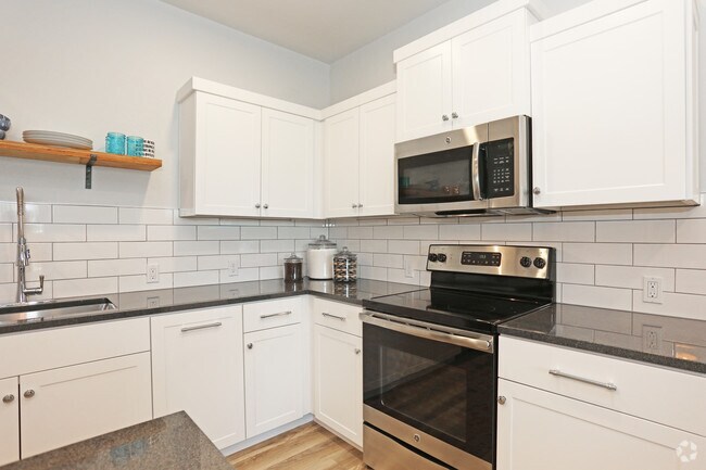 1HAB,1BA- 1C 996 ft²