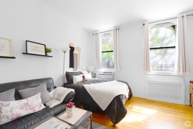 Building Photo - 0 bedroom in New York NY 10065 Unit 2A Rental