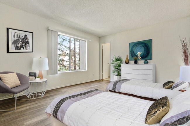 Photo - The Kelton Arms