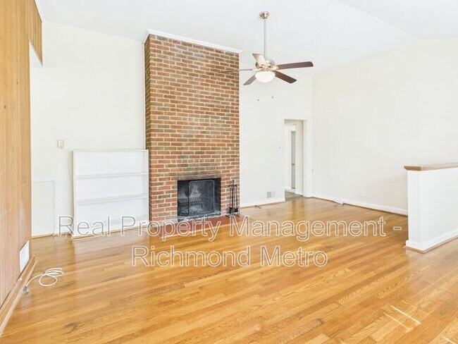 Photo - 1216 Dinwiddie Ave
