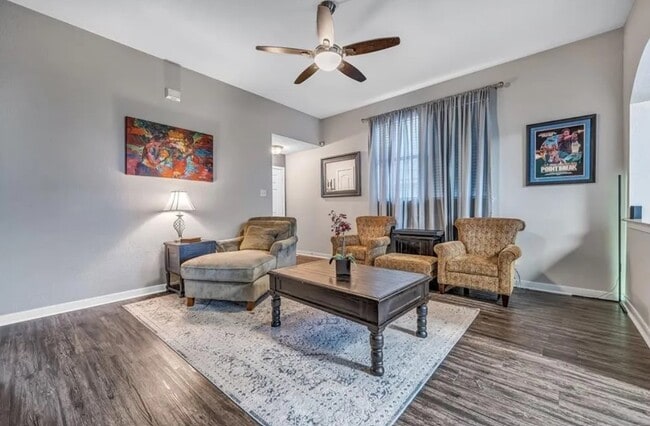 Photo - 3904 Pawnee Creek Ct